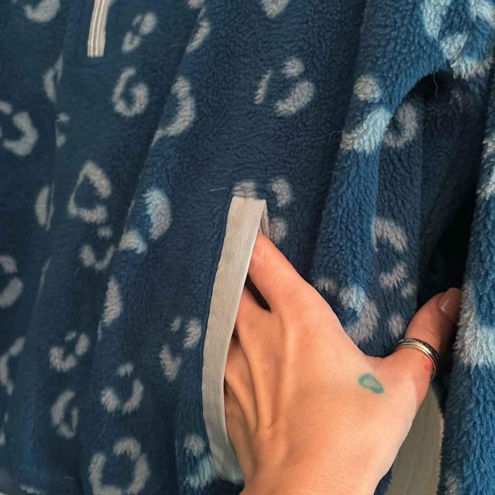 Blue Leopard 🐆 - Picture 4 of 5